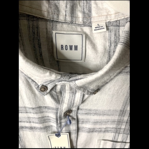 NWT Men’s ROWM Button Down Shirt in Light Gray/Black Plaid, Size Large - Picture 4 of 6